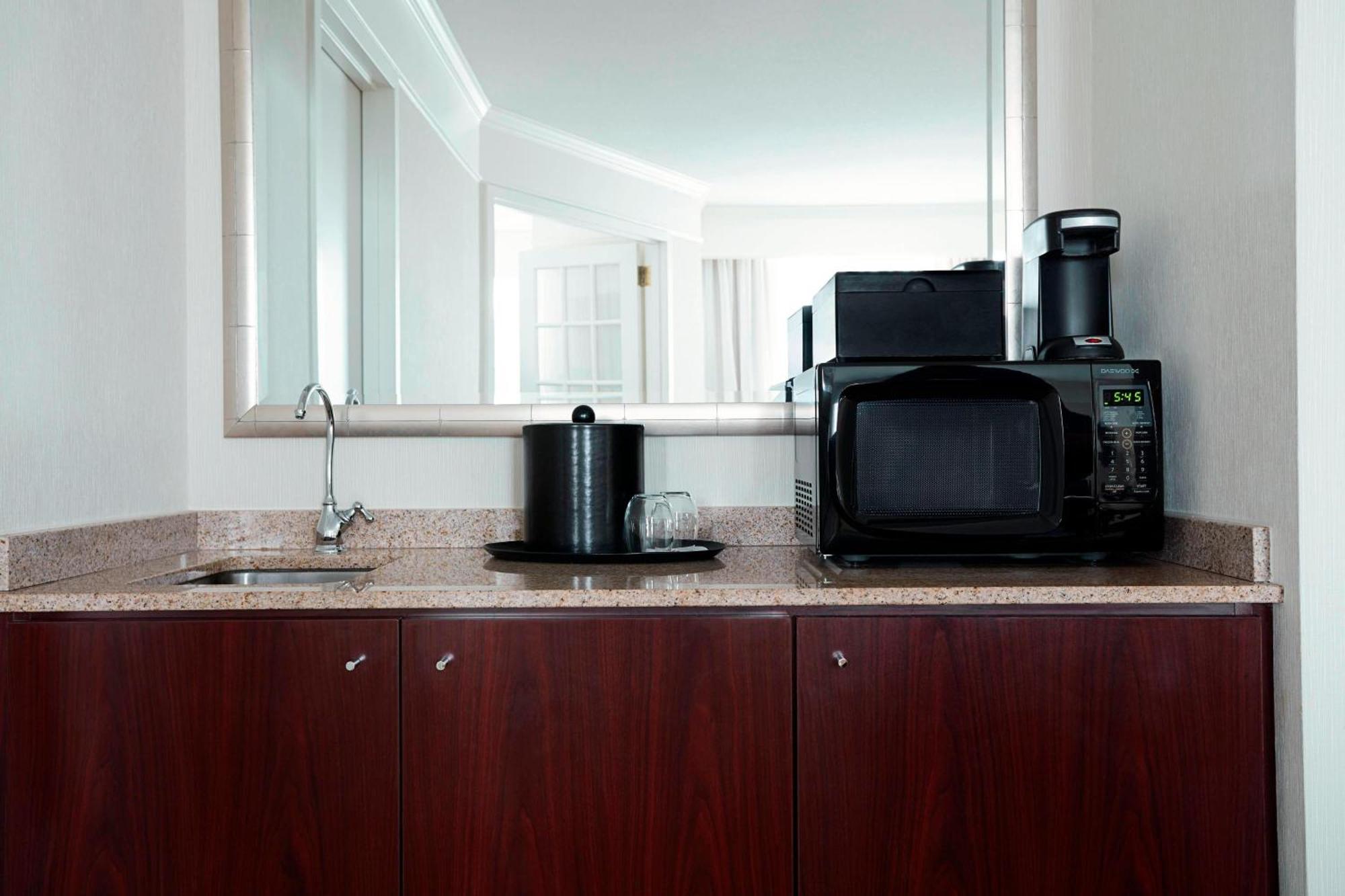 Washington Dulles Marriott Suites Herndon Ngoại thất bức ảnh